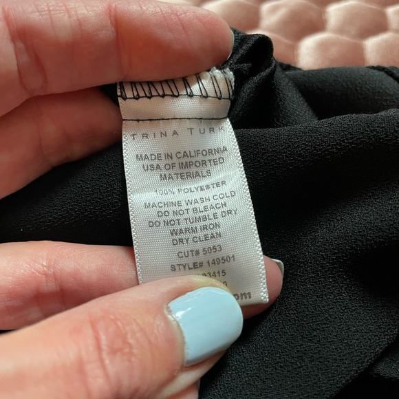 Black Zip Front Tank Trina Turk - Picture 2 of 4